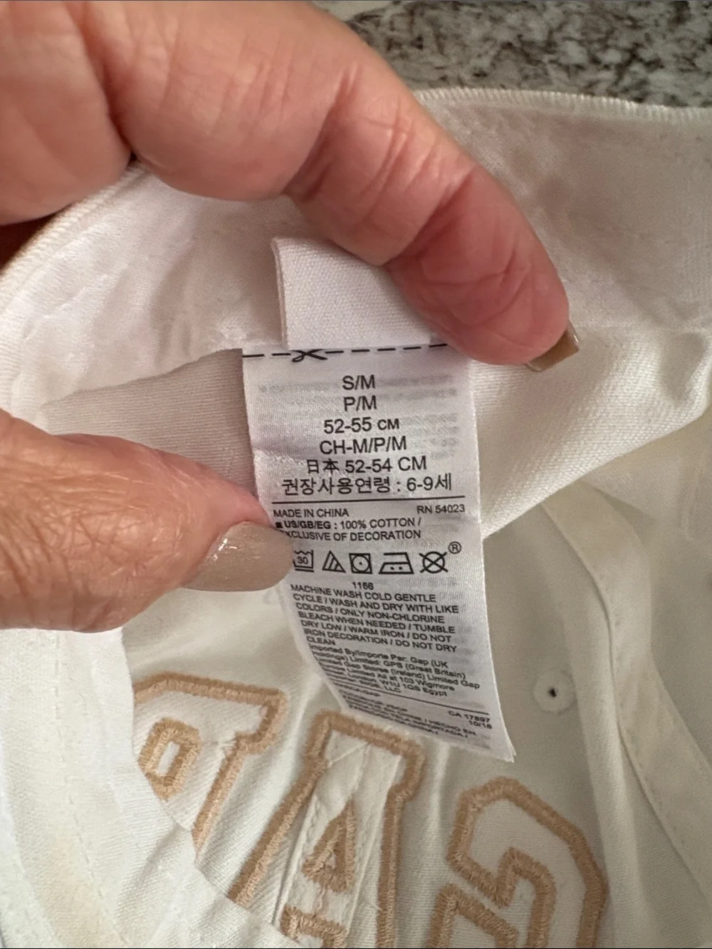 GAP KIDS CAP, HAT, BALL HAT, NEW Sz sm/med kids